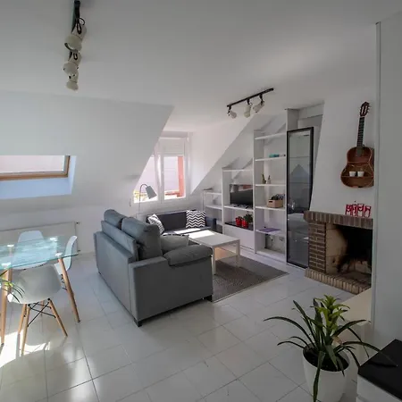 Apartamento En Pleno Centro, Con Vistas Al Mar Apartamento *